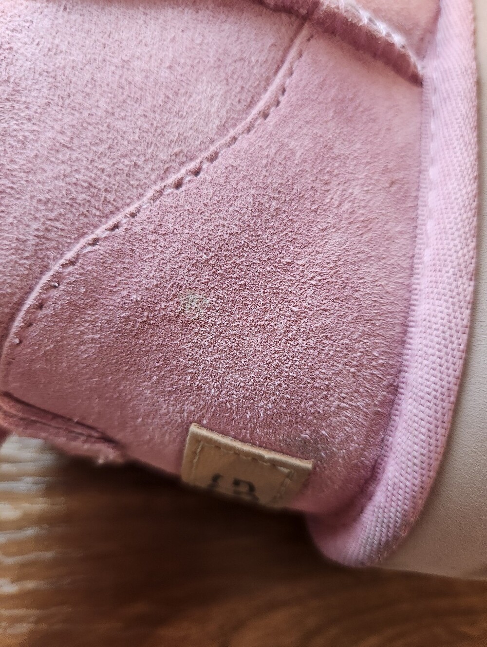 UGG Classic Ultra Mini Boots In Dusty Orchid Size 7 - Picture 8 of 14